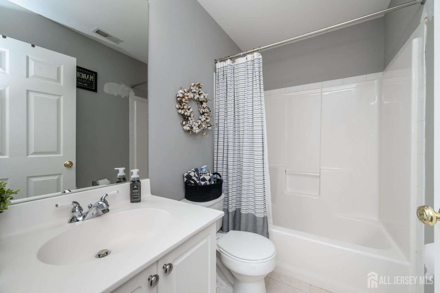 9 Cooper Lane, Long Hill, NJ, 07946 image 23