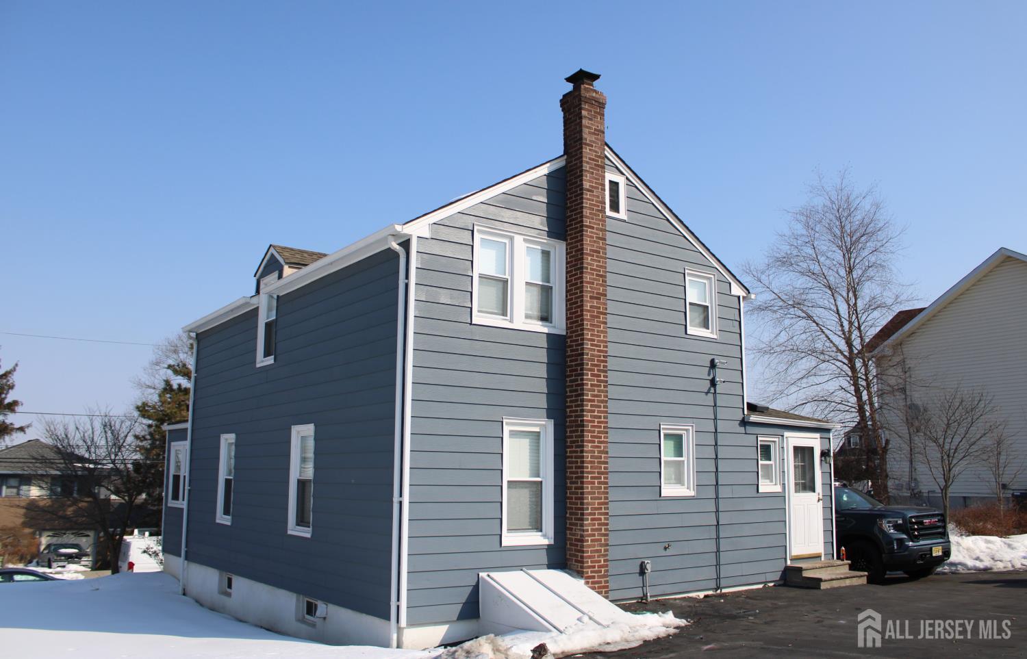 16 Perrine Avenue Image 3