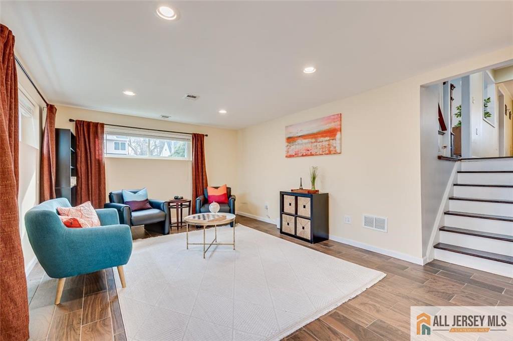 19 Oxford Road, East Brunswick, NJ, 08816 image 13