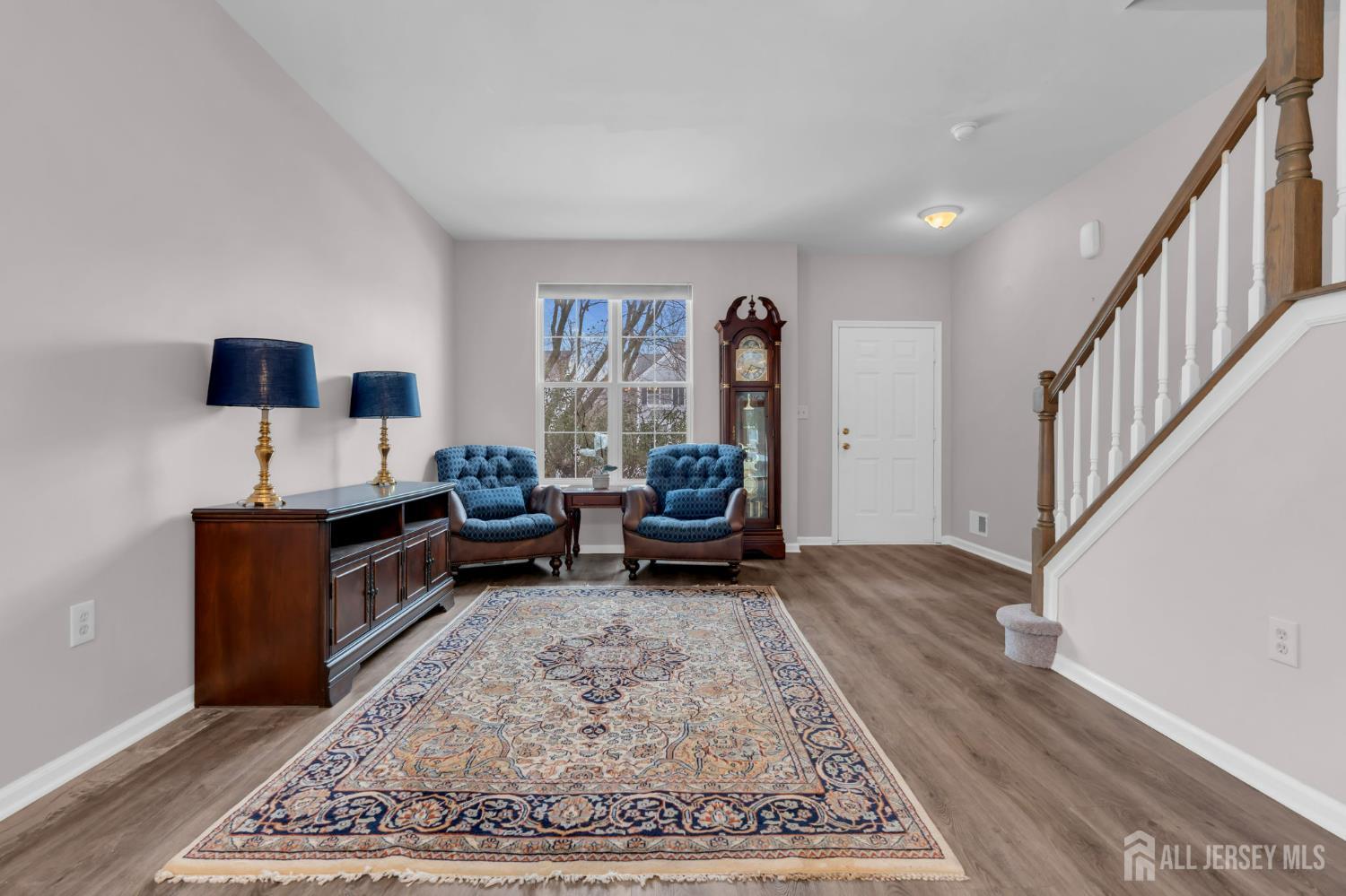 5 Culpeper Key Image 4