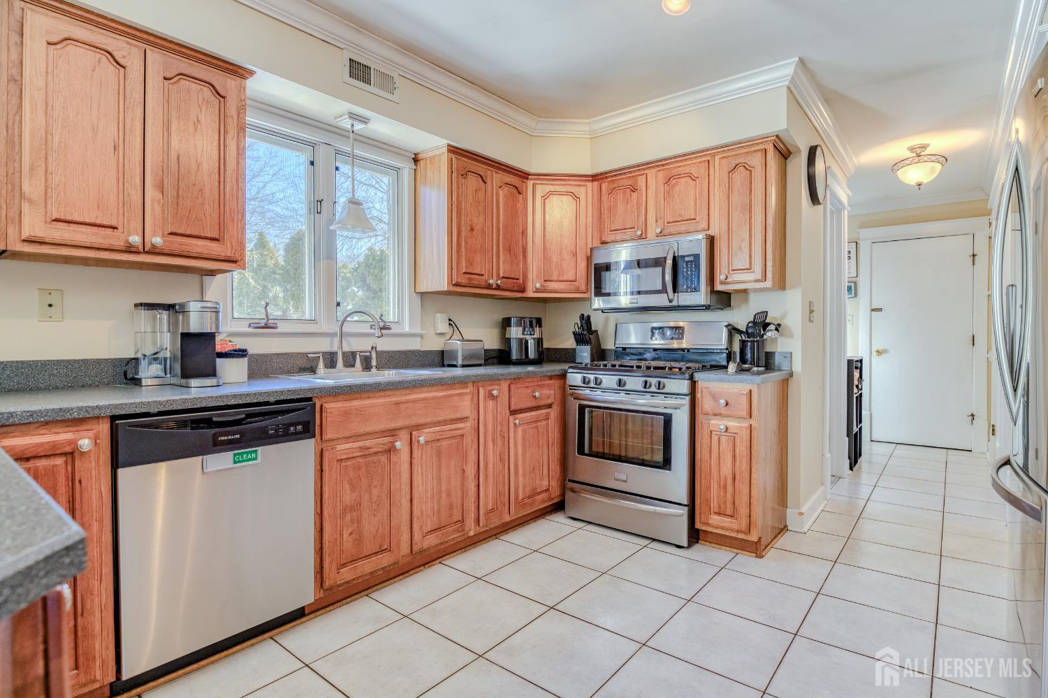 11 Shady Glen Drive, North Brunswick, NJ, 08902 image 15