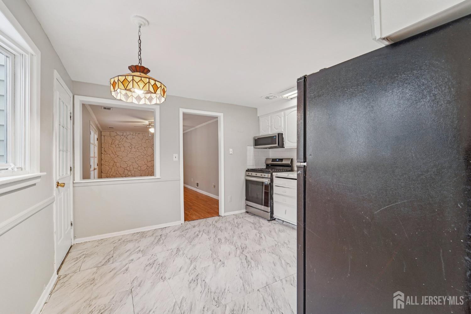 32 Waverly Dr, West Drive, Middlesex, NJ, 08817 image 16