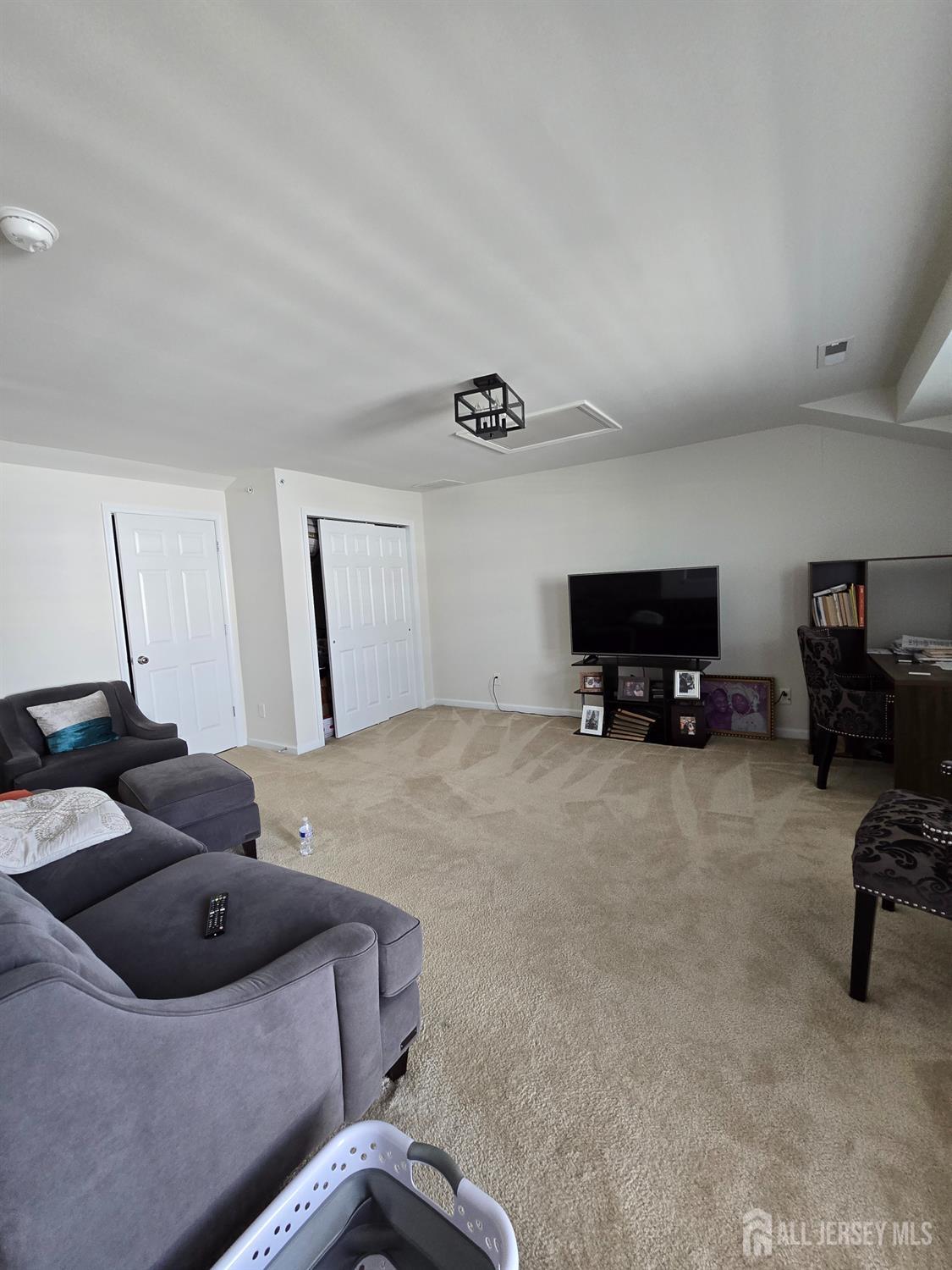 10 Bond Street, North Brunswick, NJ, 08902 image 12