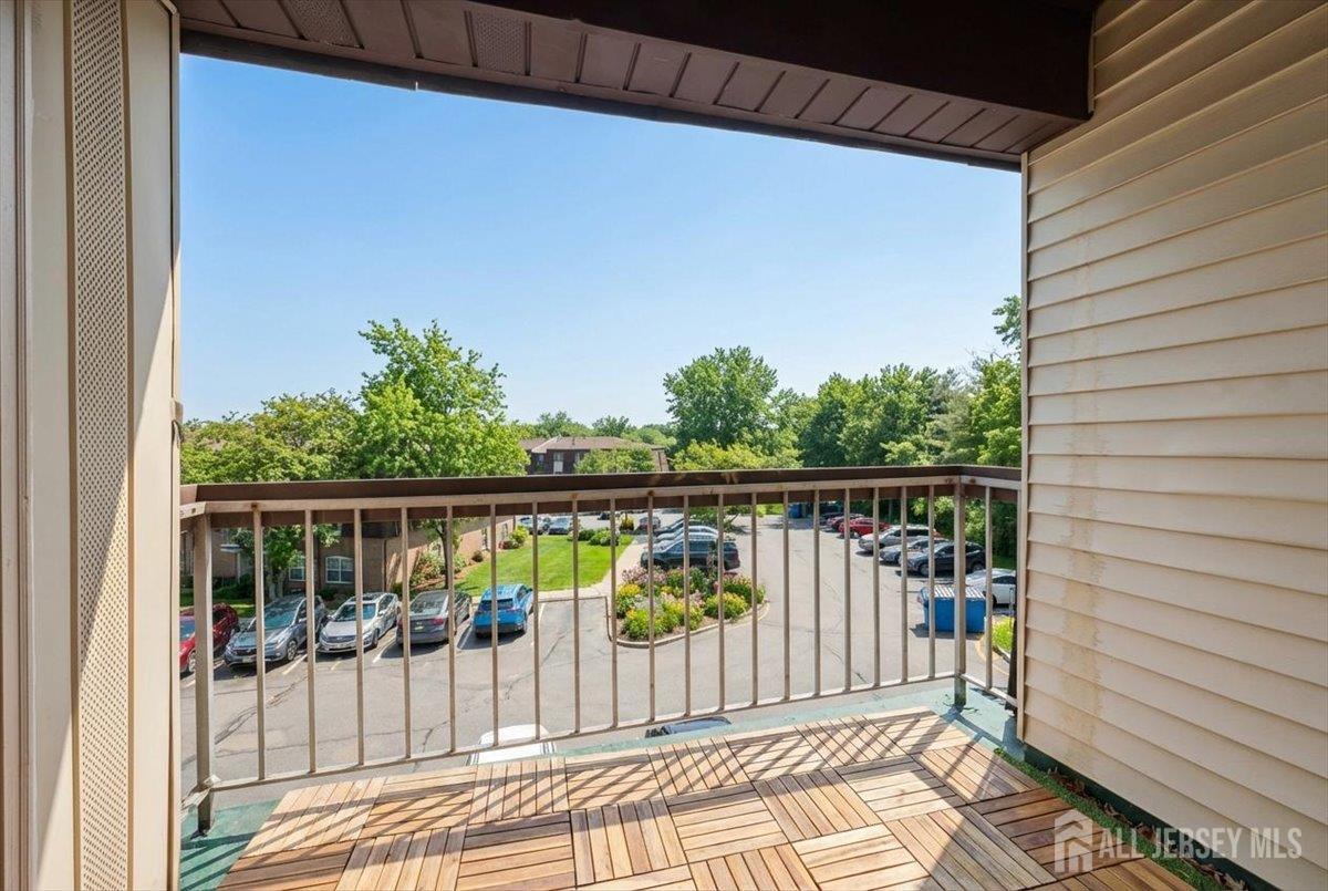 209 Green Hollow Drive, Iselin, NJ, 08830 image 13