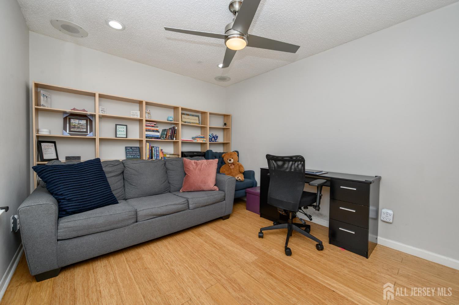 35 Carriage Place, Edison, NJ, 08820 image 23