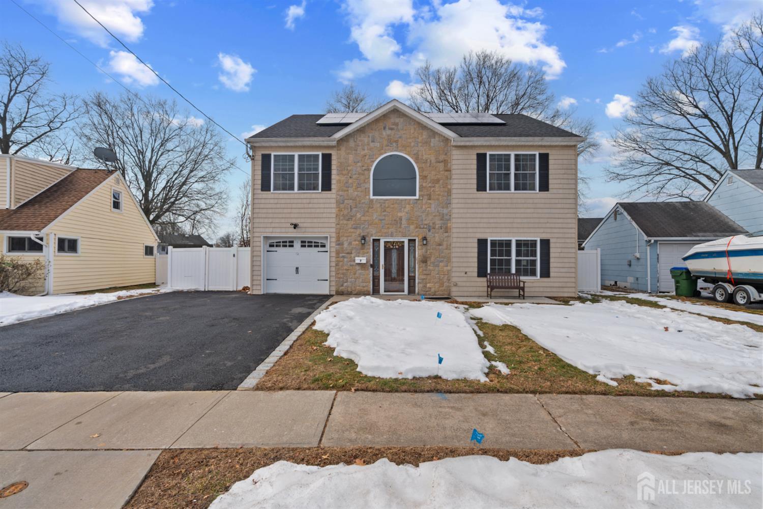 7 Dobson Road Image 2