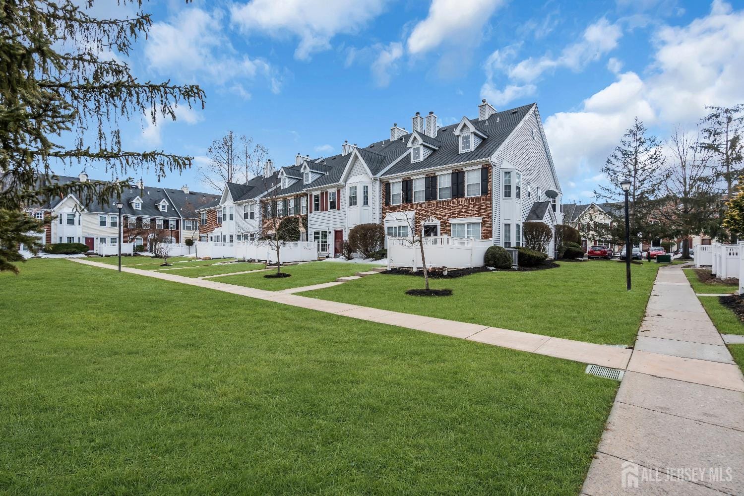 40 Kingston Run Image 3