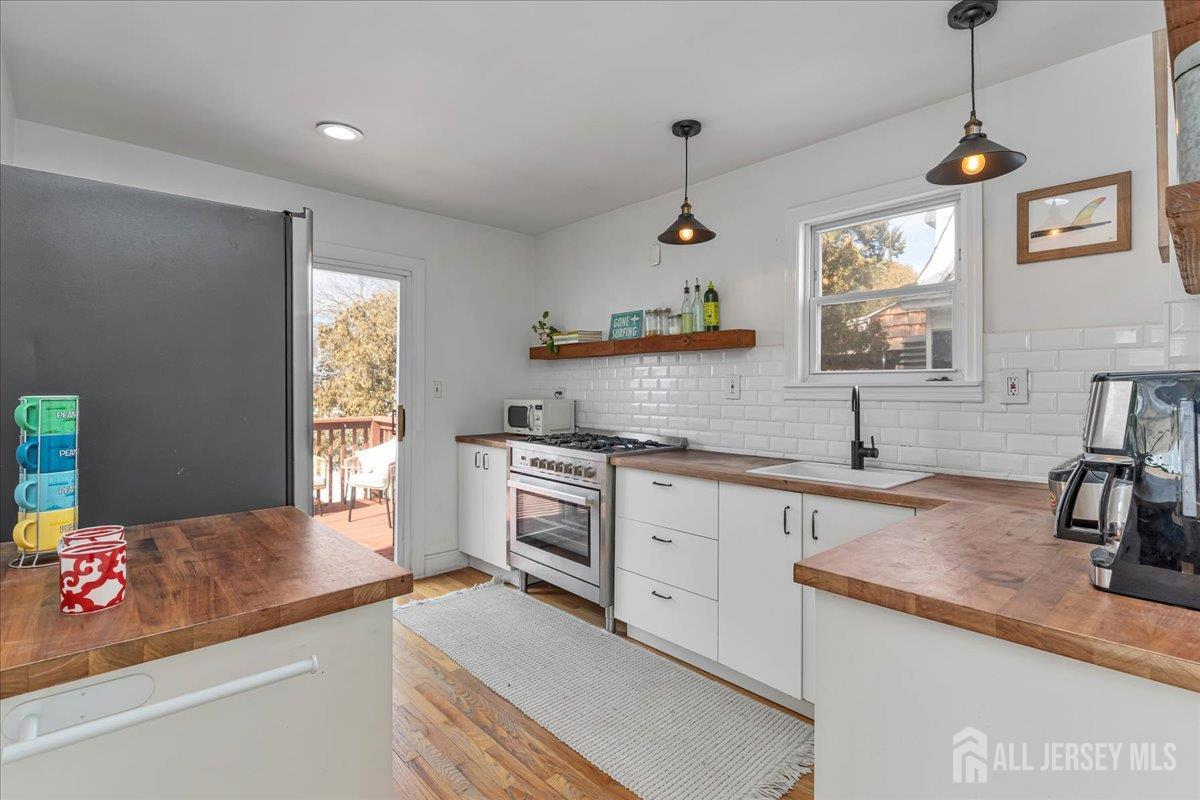 1044 Madison Hill Road, Clark, NJ, 07066 image 12