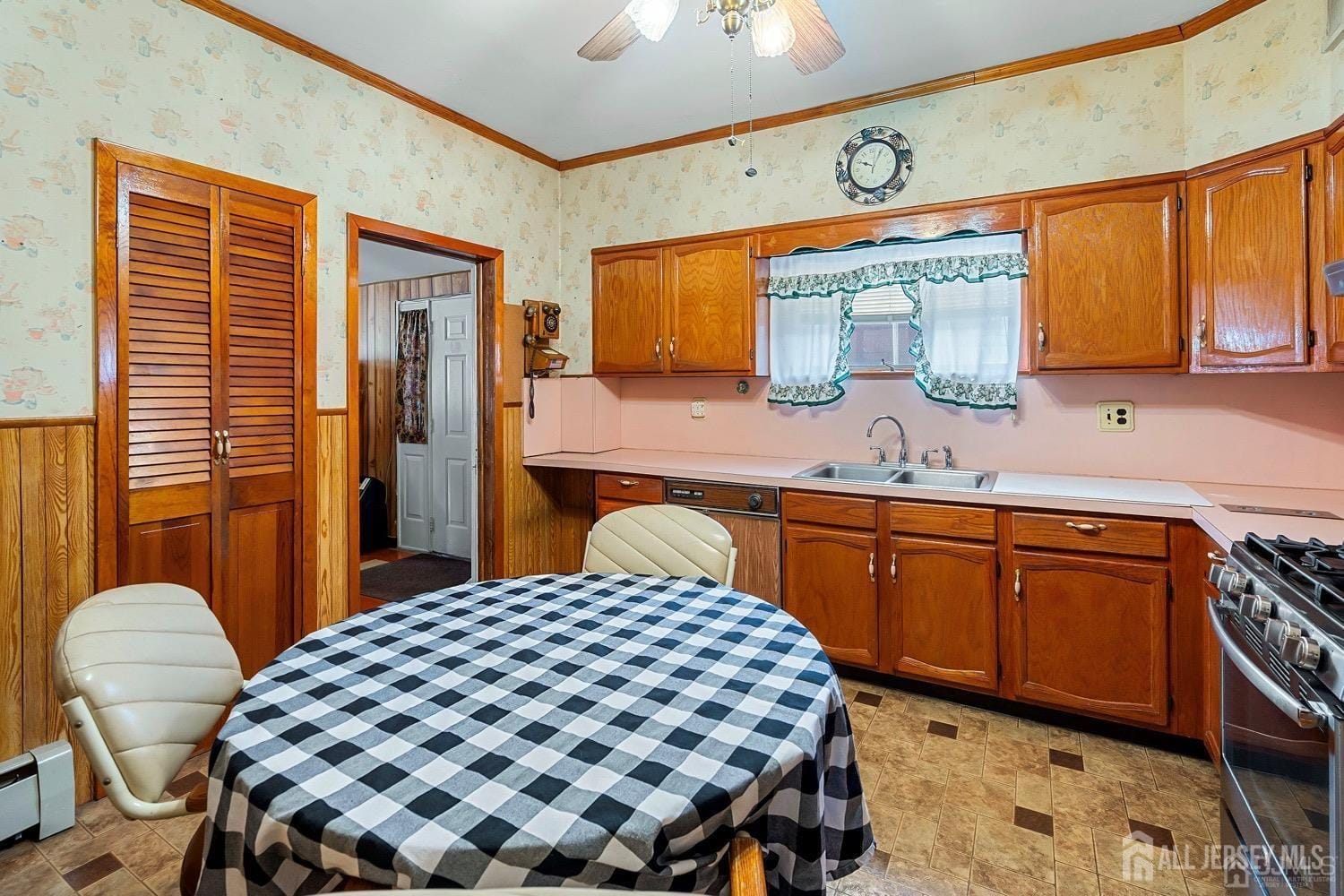 223 Main Street, South Amboy, NJ, 08879 image 6