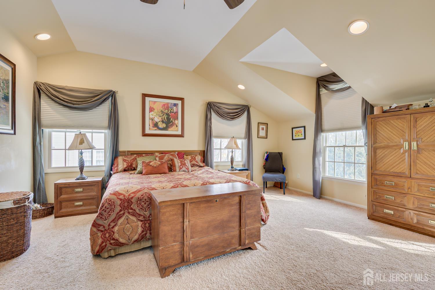 19 Annette Drive, Edison, NJ, 08820 image 28