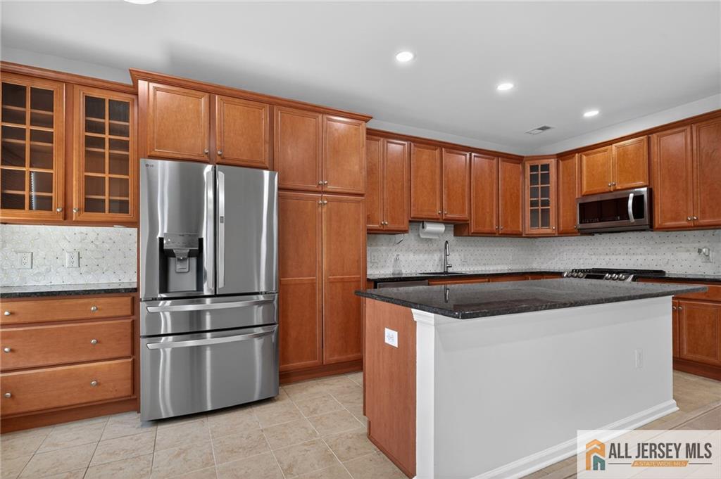 20 Andrews Way, Piscataway, NJ, 08854 image 13