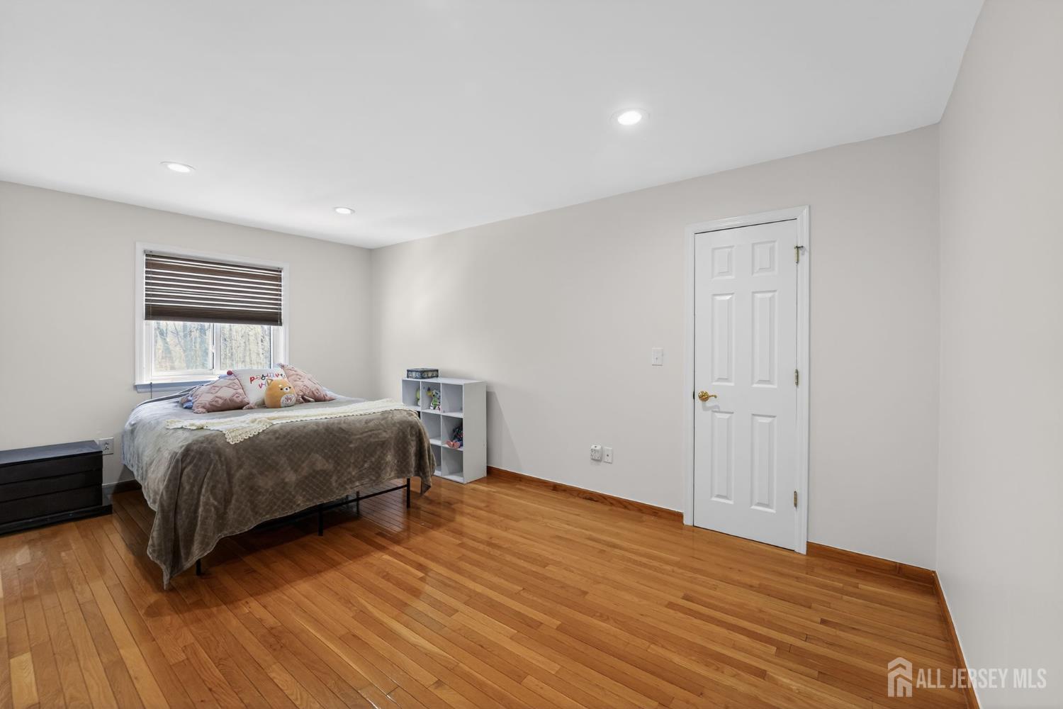 17 Willow Drive, Old Bridge, NJ, 08857 image 19