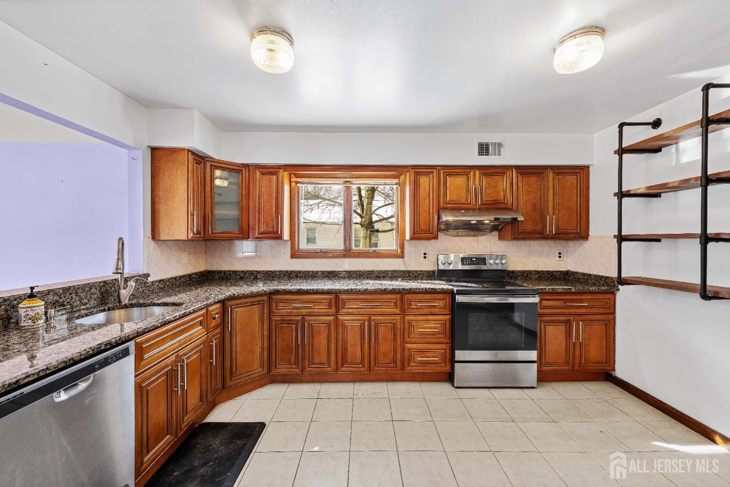 18 Erik Drive, North Brunswick, NJ, 08902 image 9