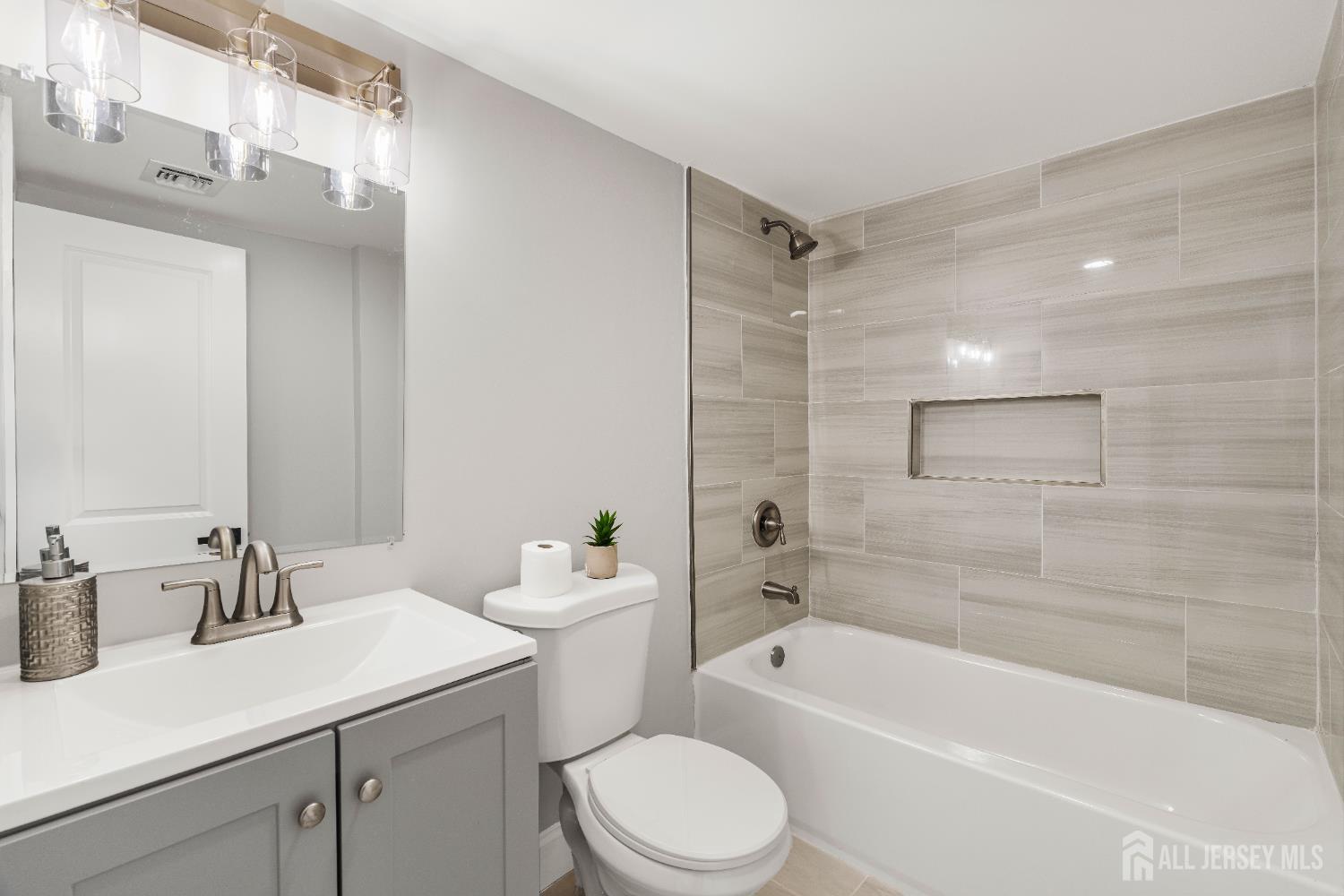 91 S Main Street, Milltown, NJ, 08884 image 23