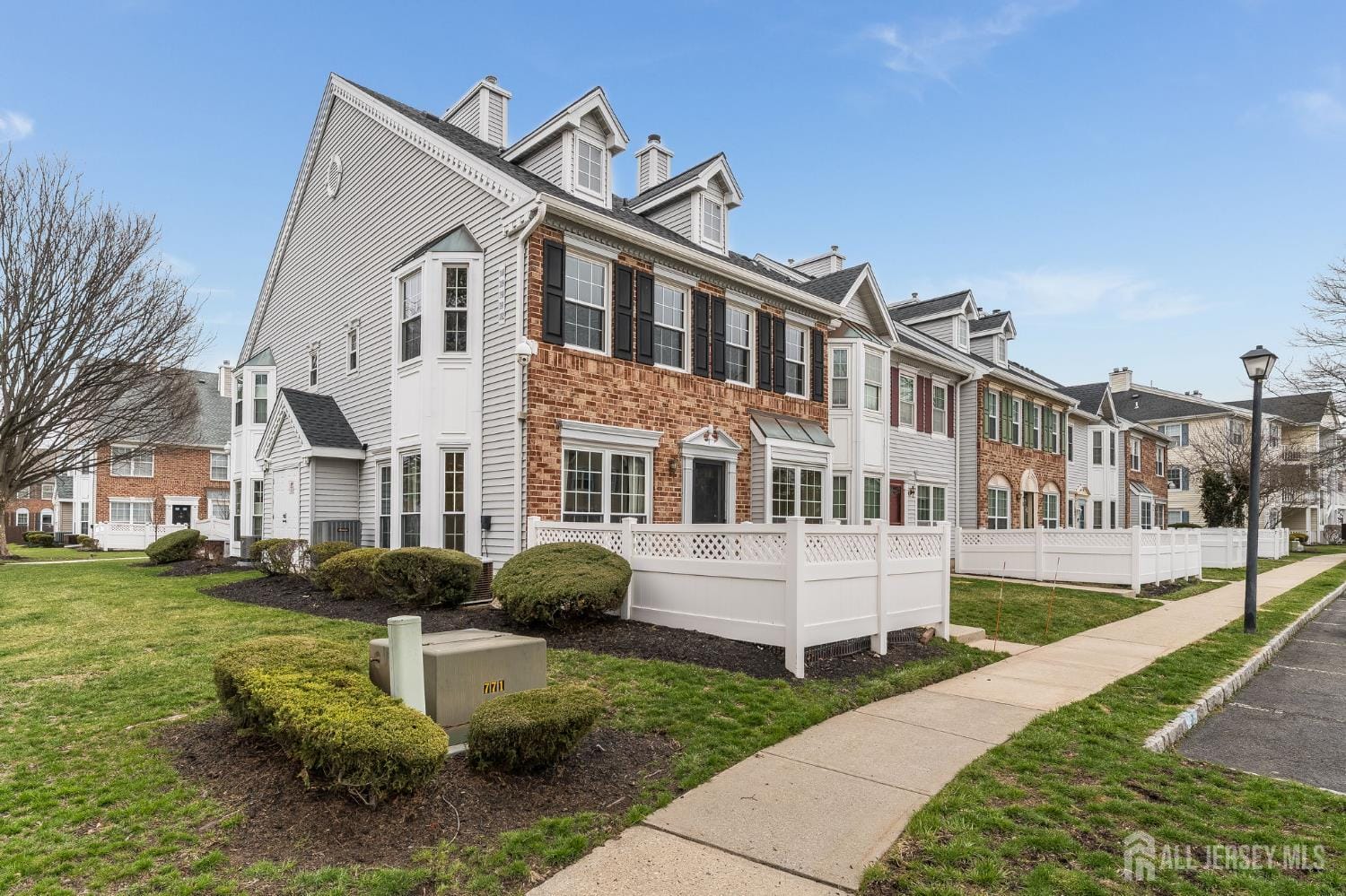 382 Hadleigh Lane Image 2