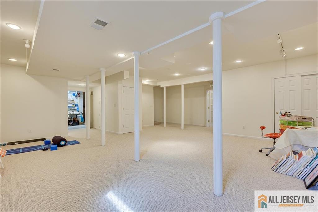 5 Labrador Drive, South Brunswick, NJ, 08824 image 13