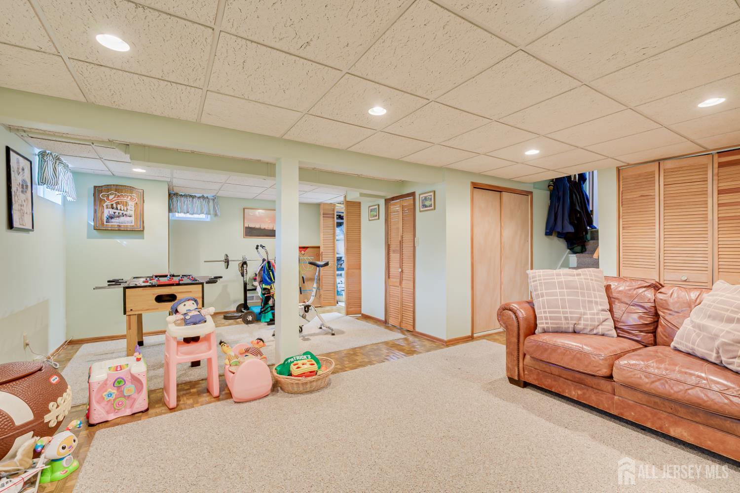 19 Annette Drive, Edison, NJ, 08820 image 40