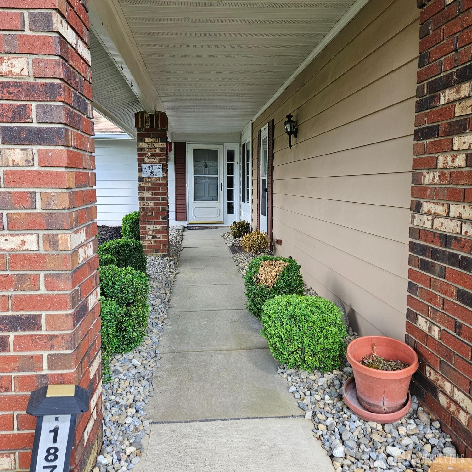 187 NEWPORT Road A Image 4