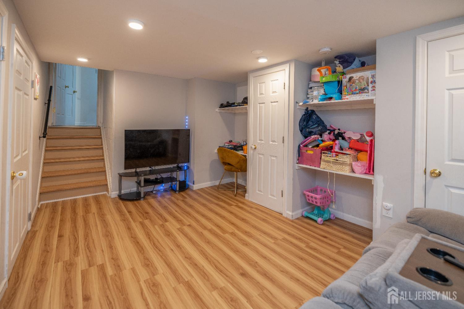 175 E Rosewood Lane, Port Reading, NJ, 07064 image 11