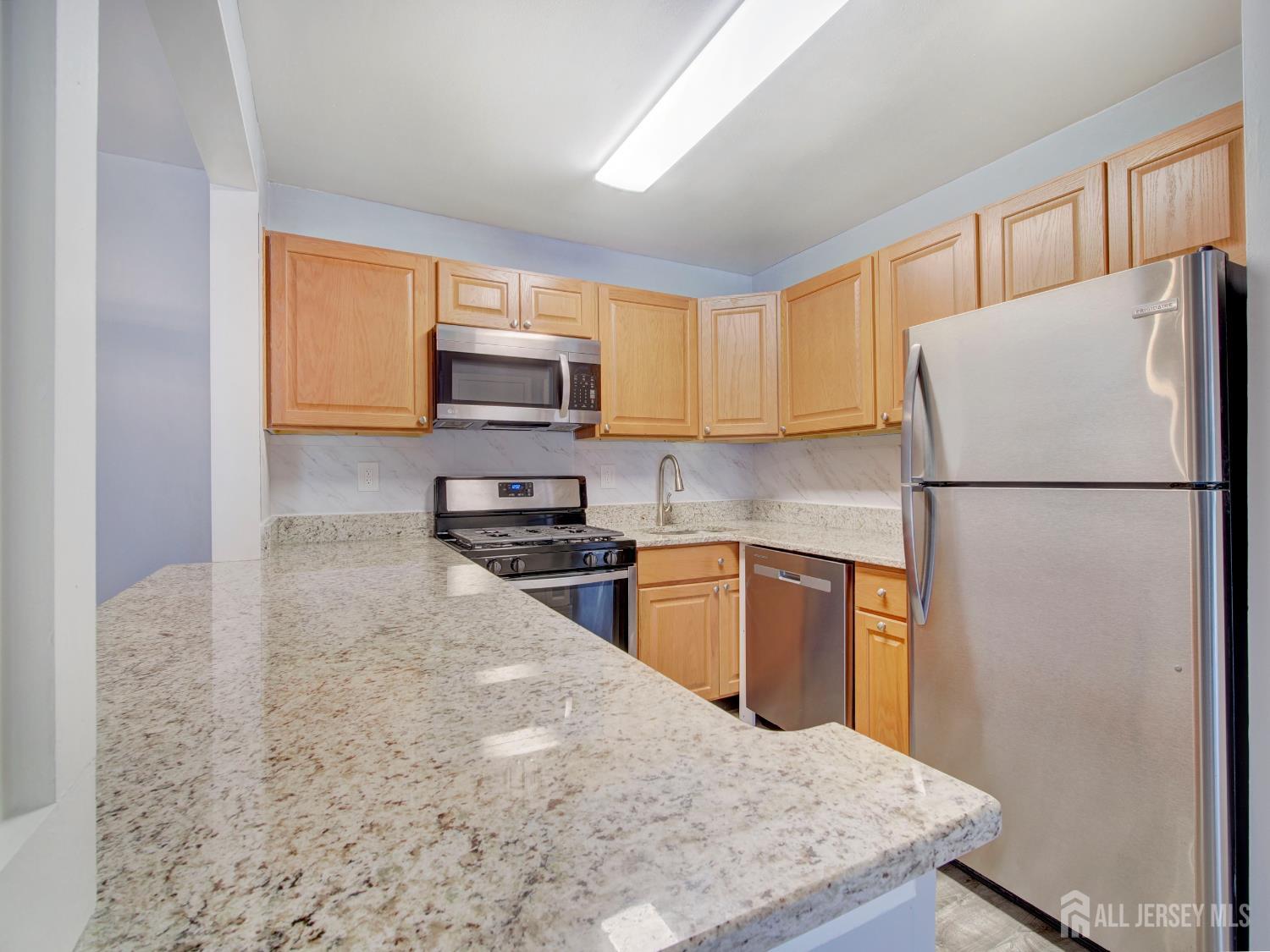 130 Applegate Lane, East Brunswick, NJ, 08816 image 9