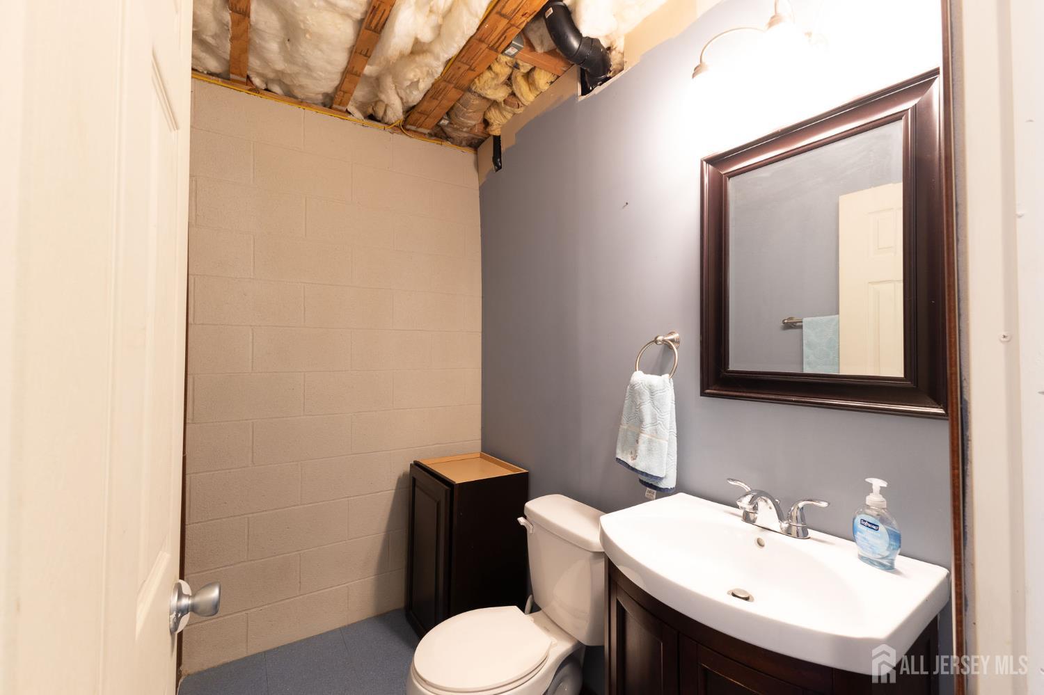 911 Harris Avenue, Union Beach, NJ, 07735 image 17