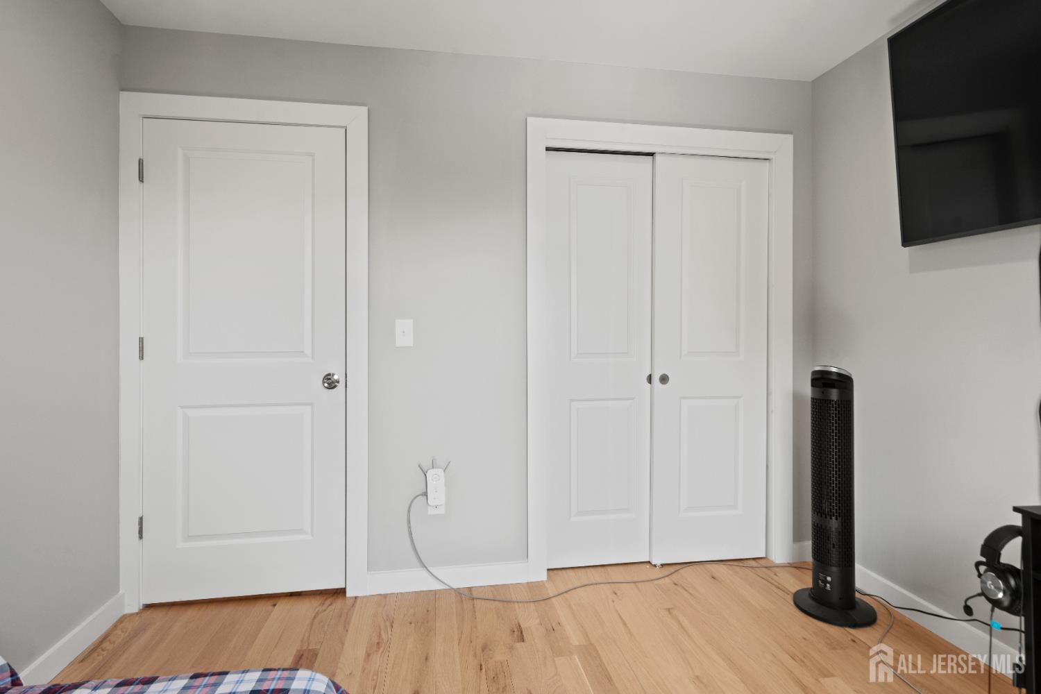 13 Albany Street, Edison, NJ, 08837 image 20