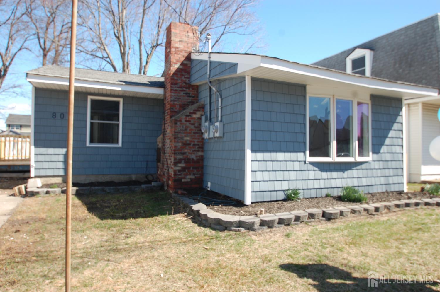 807 6th Street Image 1