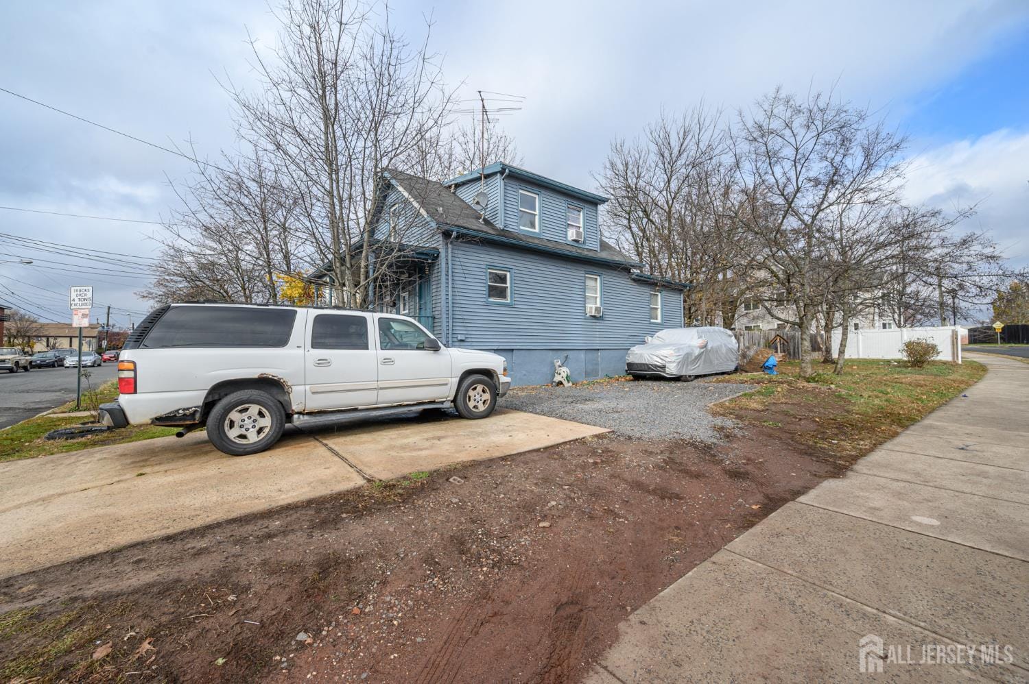 45 Oliver Avenue Image 2