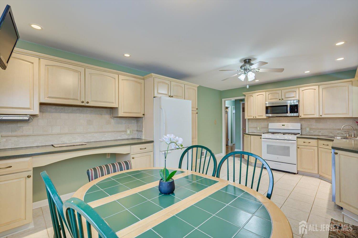 10 James Street, South River, NJ, 08882 image 11