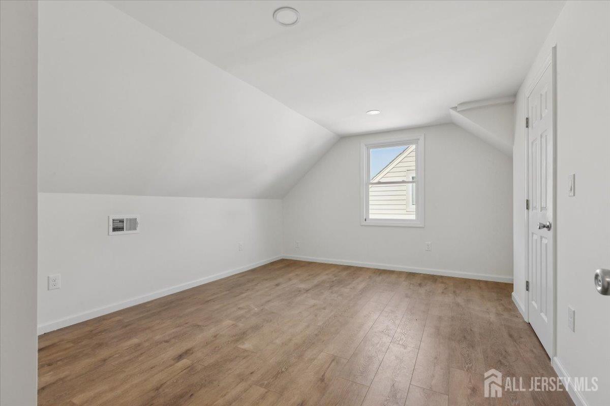 38 Lincoln Avenue, Colonia, NJ, 07067 image 13