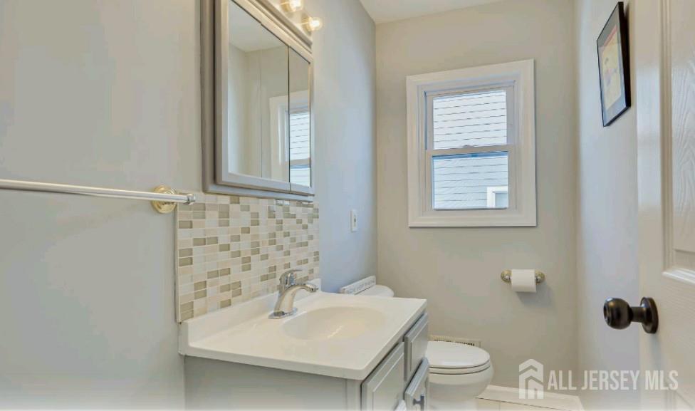 125 Kimberly Road, Colonia, NJ, 07067 image 16