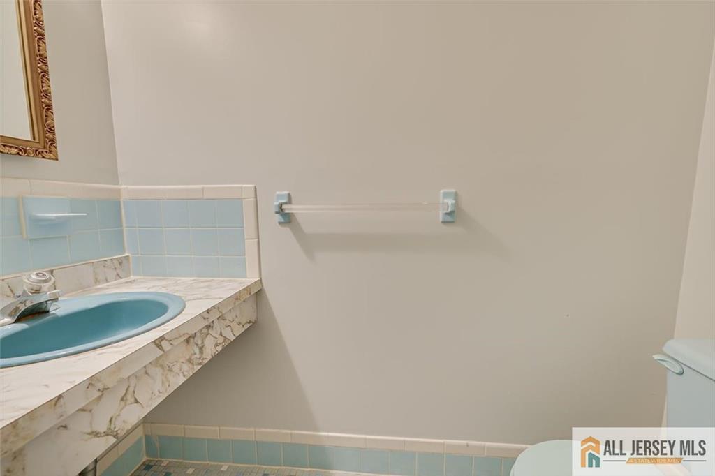 7107 Hana Road, Edison, NJ, 08817 image 36