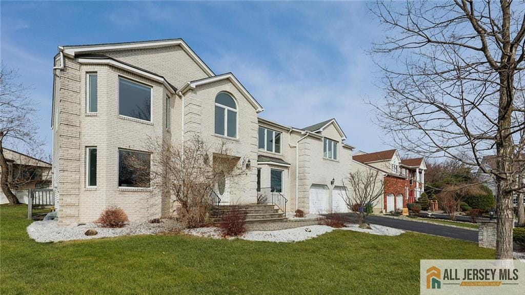 4 Maureen Court, Edison, NJ, 08820