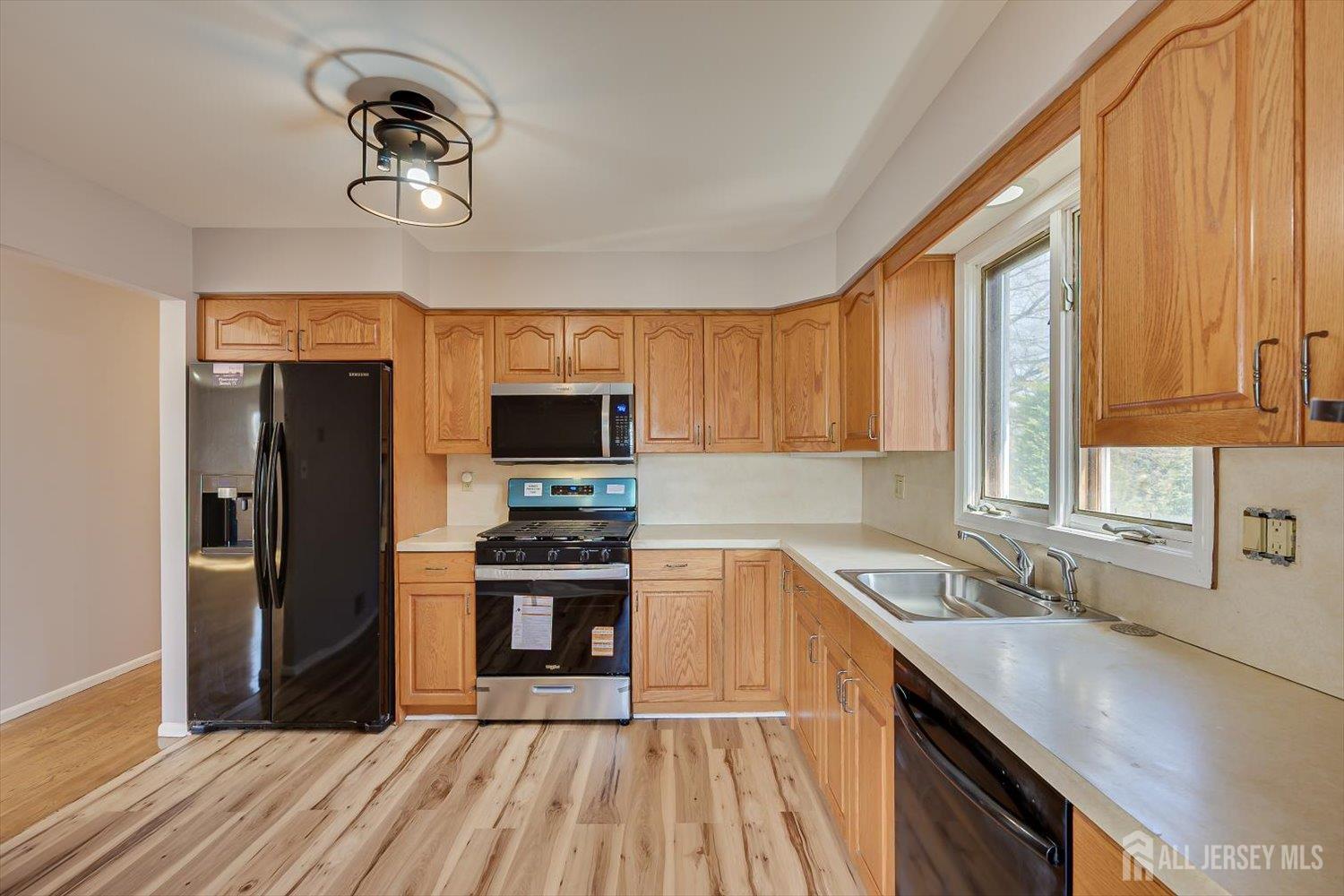 76 Pleasant Avenue, Iselin, NJ, 08830 image 17