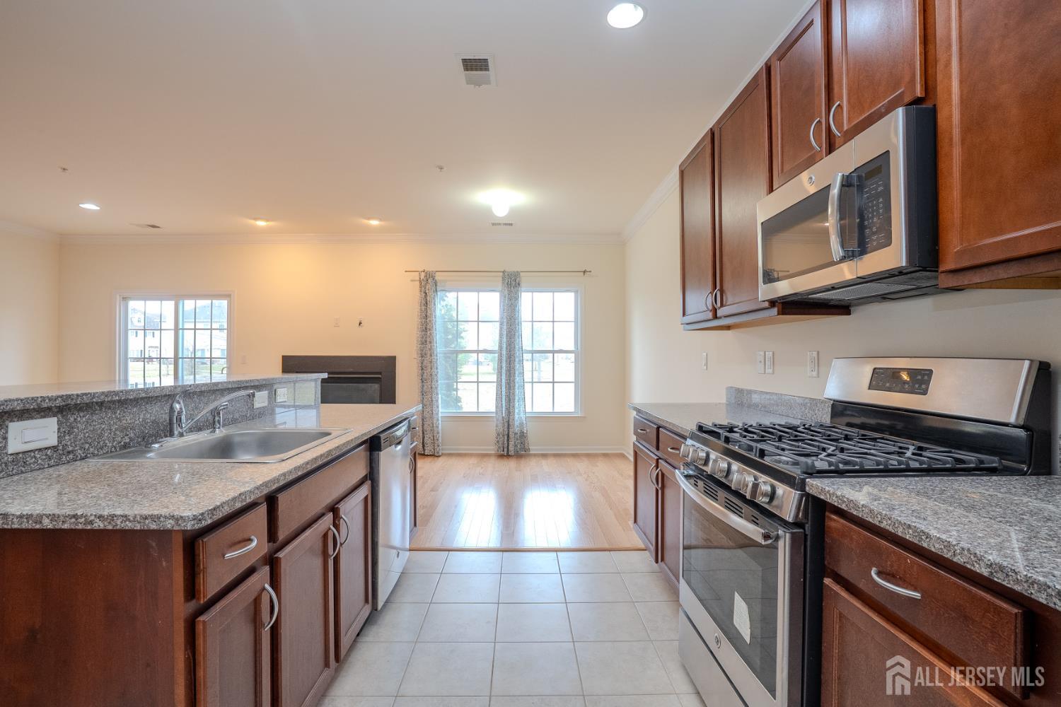 91 Morgan Way, Monroe, NJ, 08831 image 27