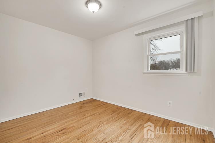 1040 Hillside Drive, North Brunswick, NJ, 08902 image 28