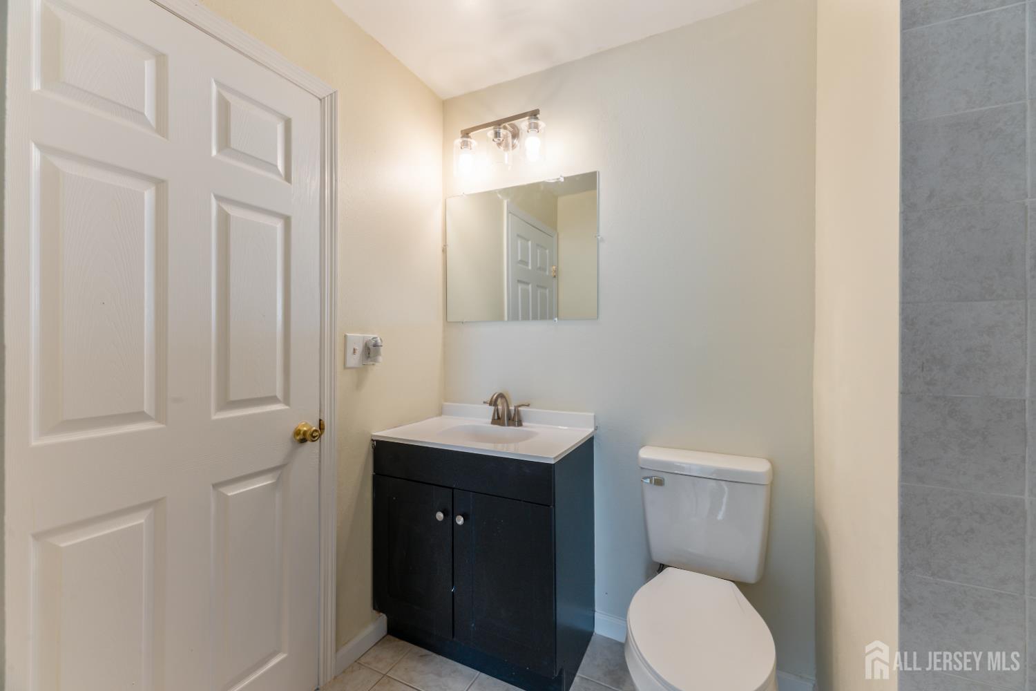 210 Edpas Road, New Brunswick, NJ, 08901 image 17