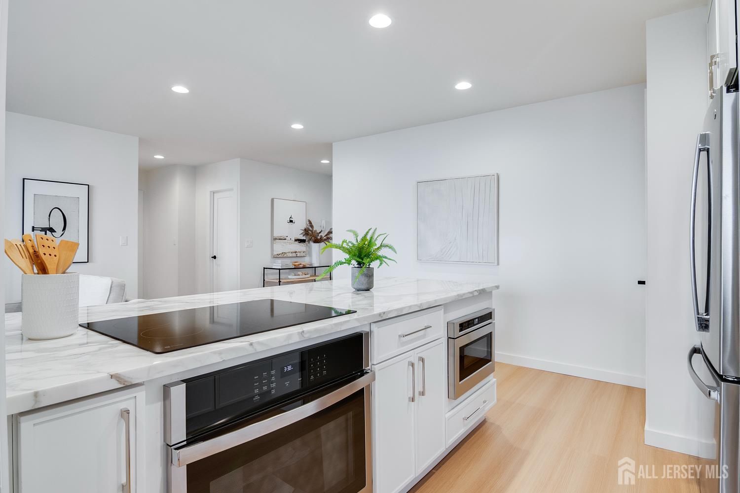 1 Channel Drive 1707, Monmouth Beach, NJ, 07750 image 13