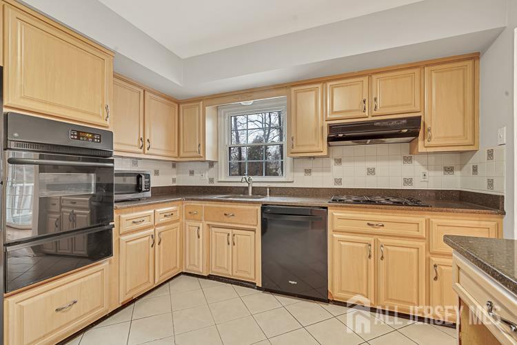 1035 Hillside Drive, North Brunswick, NJ, 08902 image 13