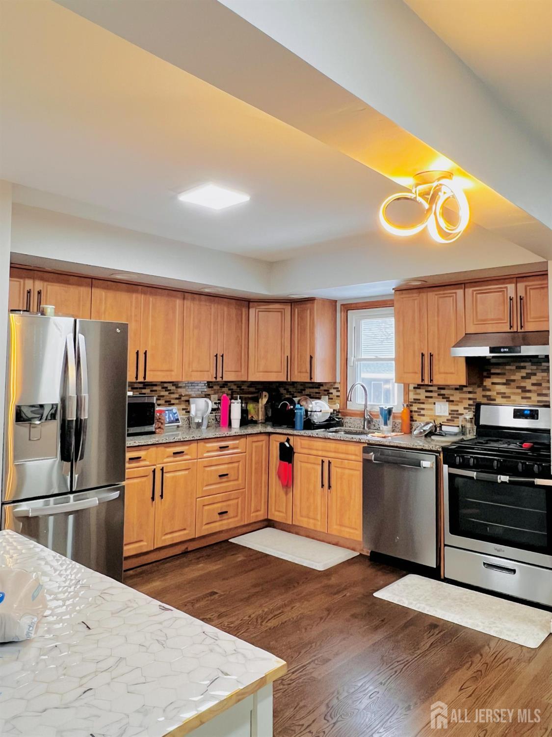 4805 Hana Road Image 5