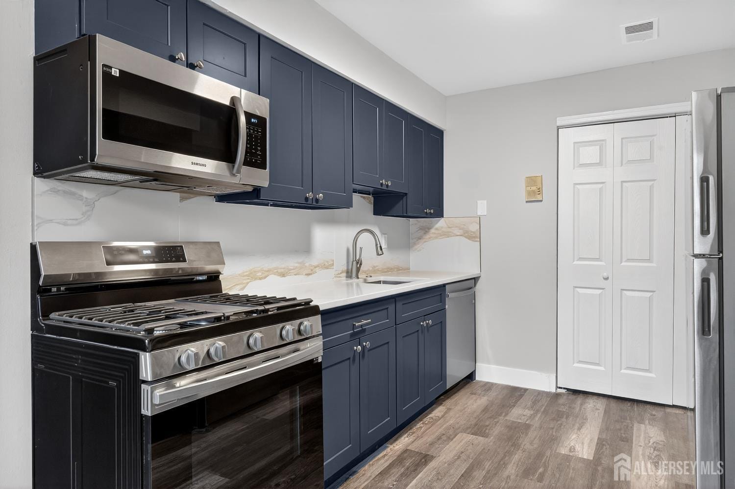 1518 Raspberry Court, Edison, NJ, 08817 image 6