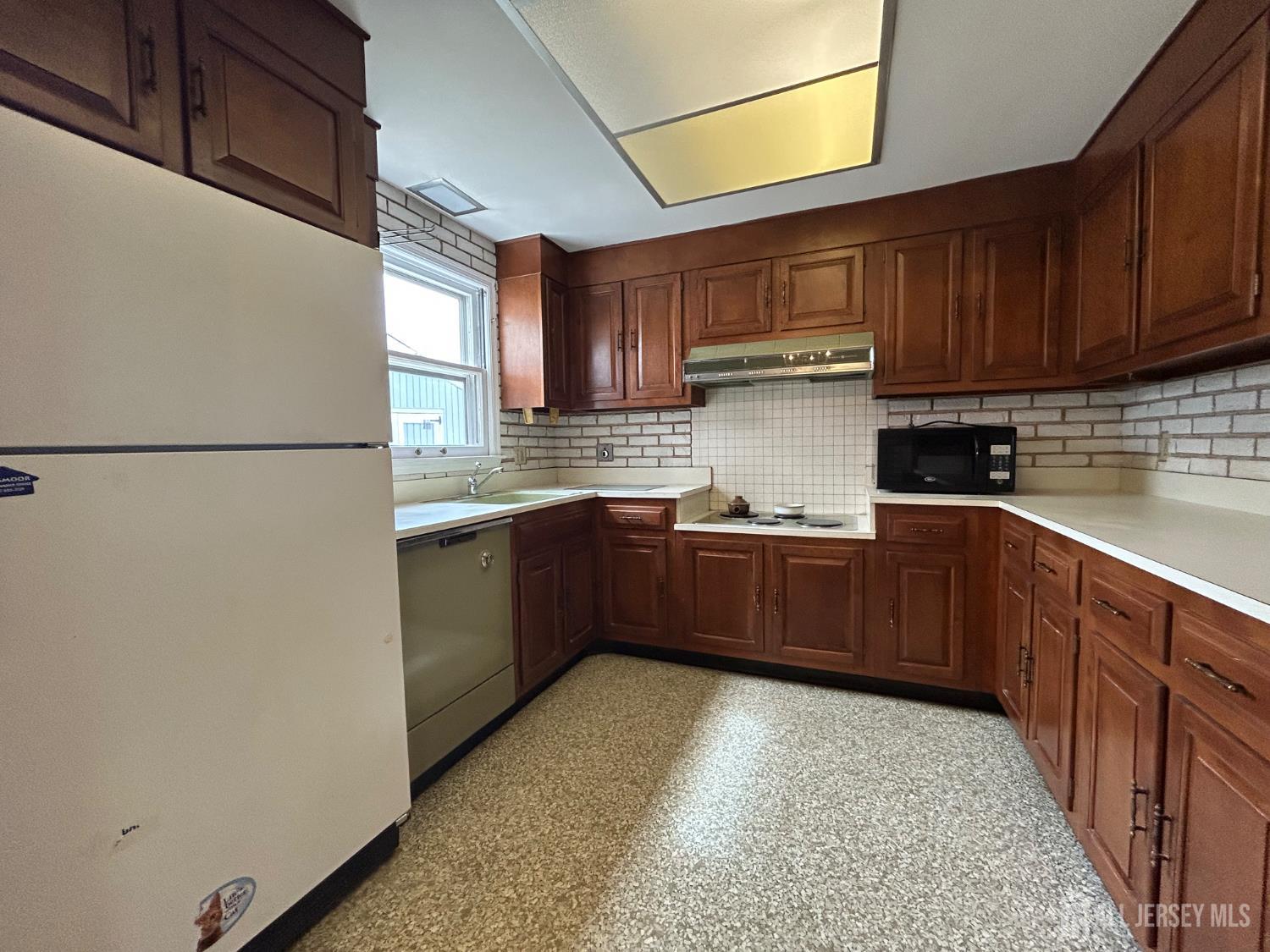 136 Plymouth Lane C, Monroe, NJ, 08831 image 8