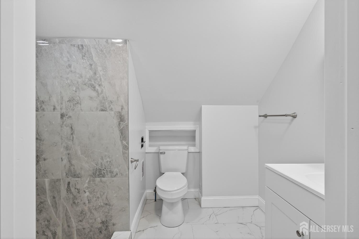 12 N Pennington Road, New Brunswick, NJ, 08901 image 43