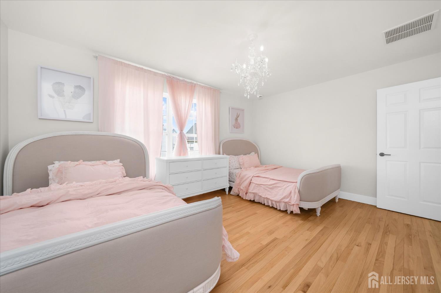 86 Treetops Circle, Franklin Twsp, NJ, 08540 image 27