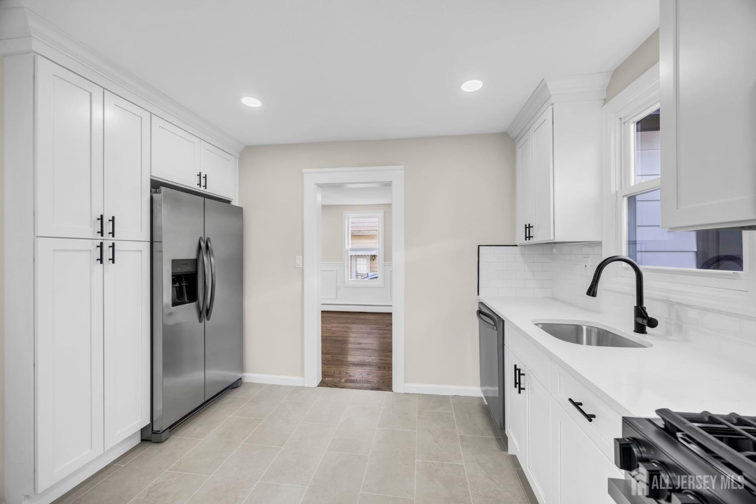 36 W Lakewood Avenue Image 3