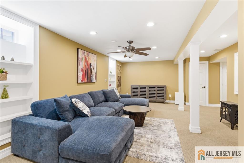 9 Barn Swallow Boulevard, Marlboro, NJ, 07746 image 25