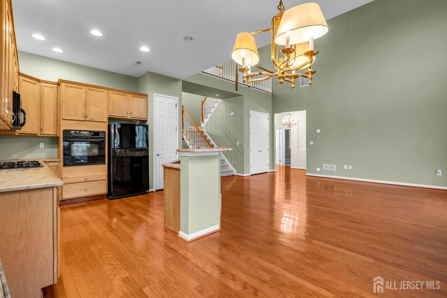 14 Harbor Town Way Image 2