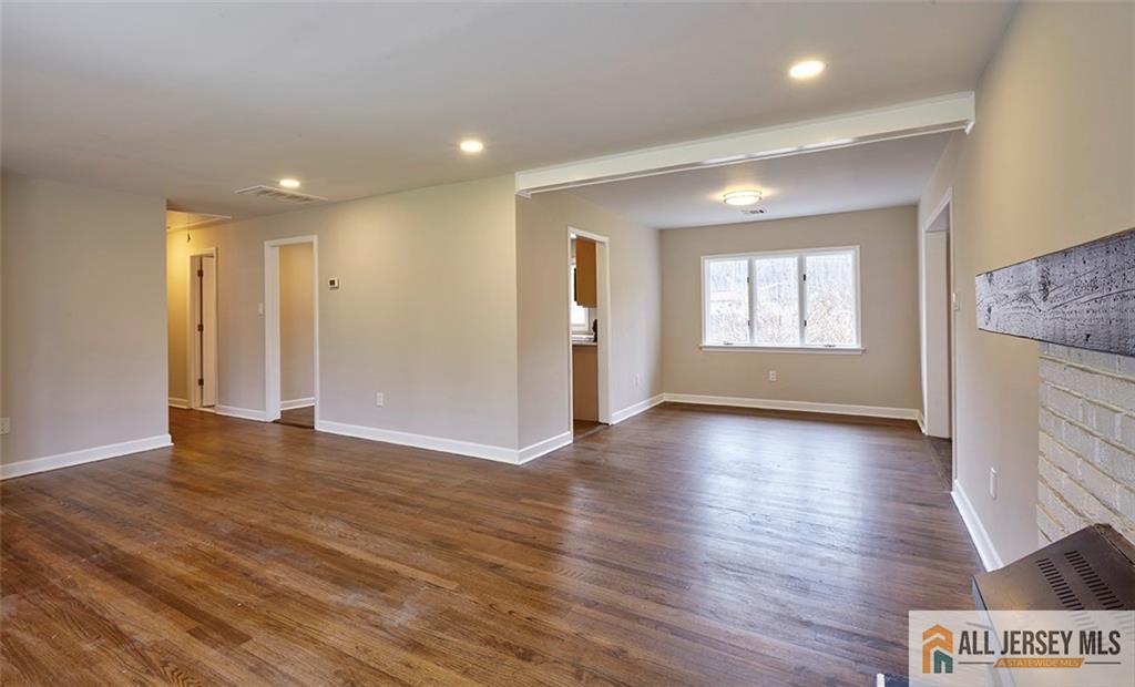 312 Matchaponix Road Image 5