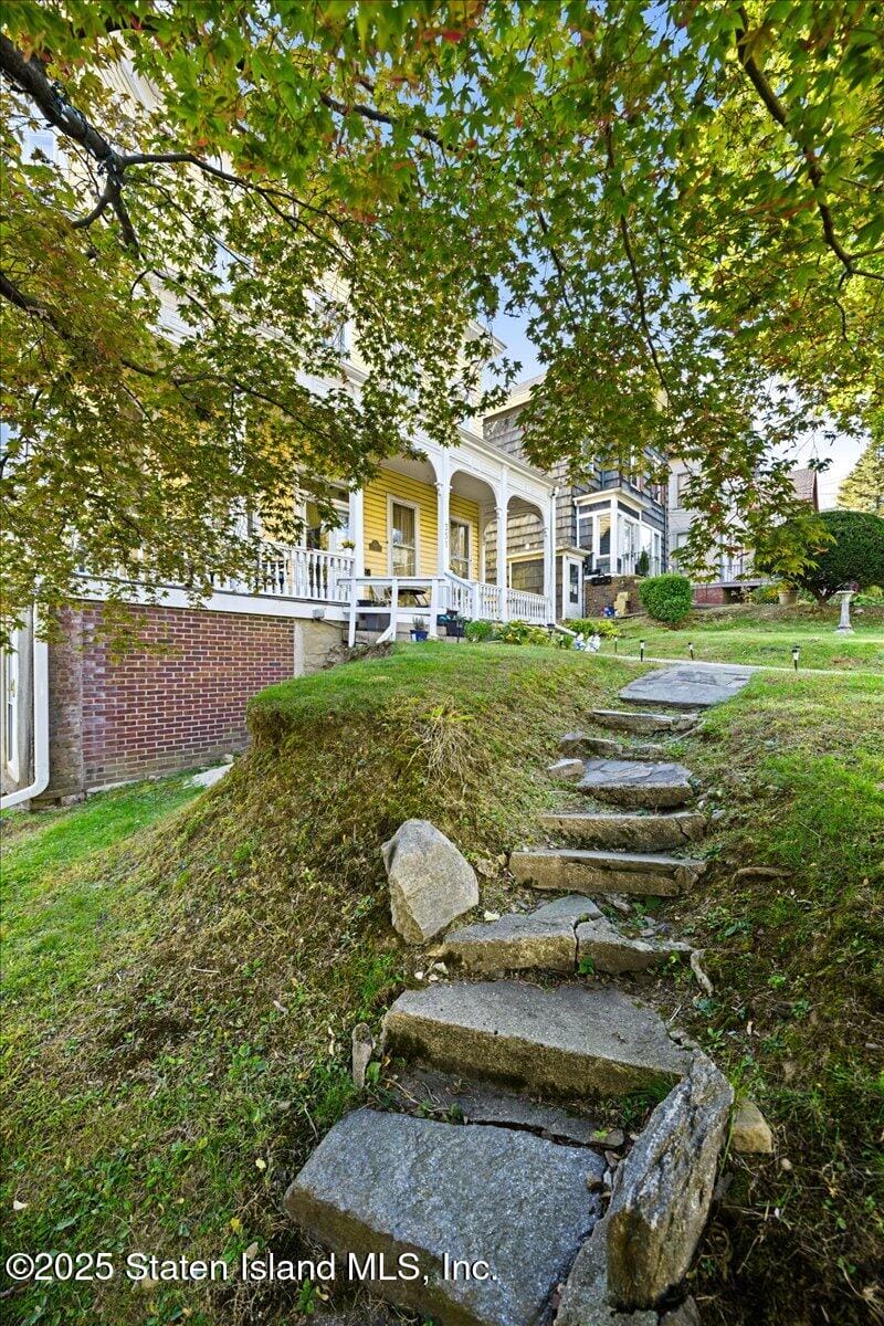 351 St Pauls Avenue Image 3