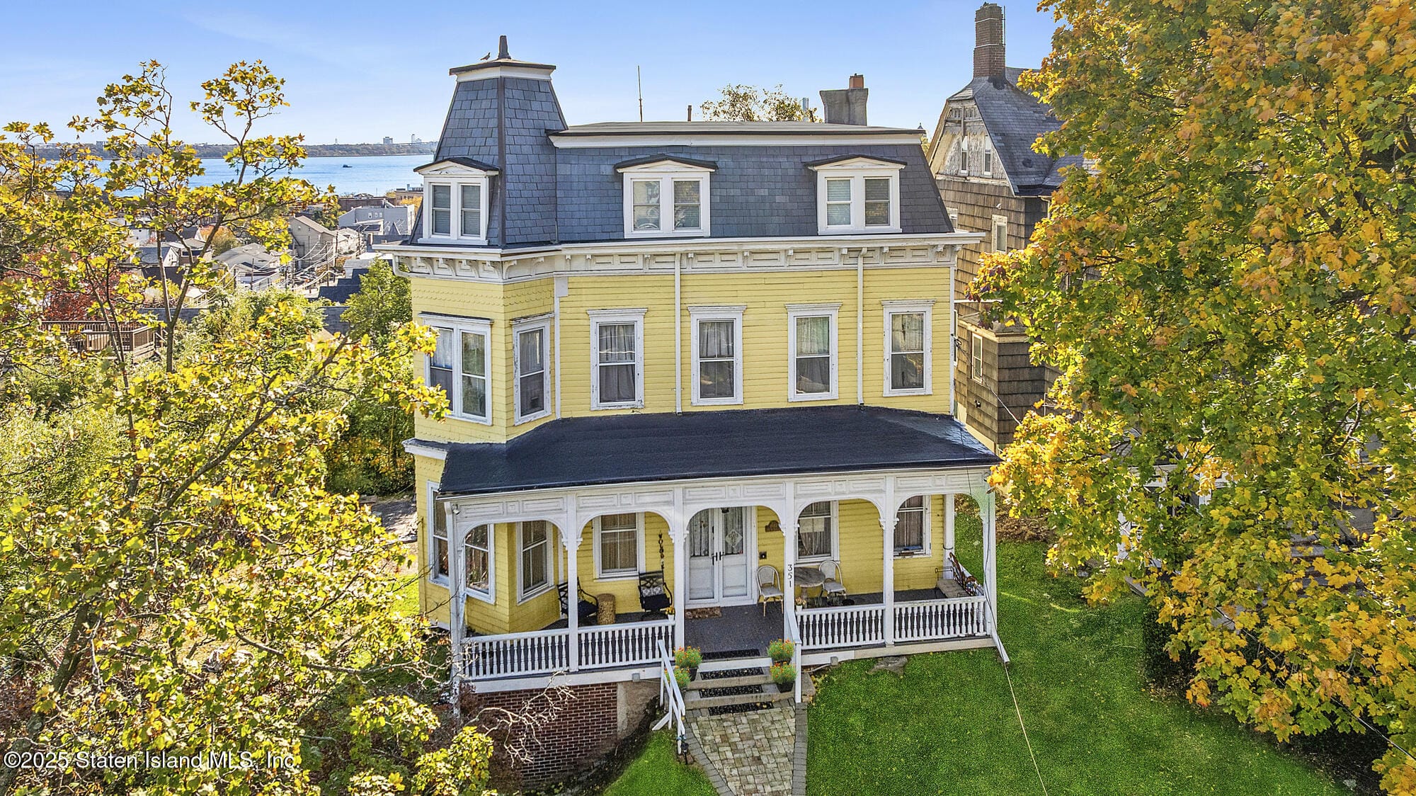 351 St Pauls Avenue, Staten Island, NY, 10304